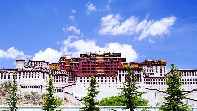 Explore Tibet: The Roof of the World & Spiritual Heartland