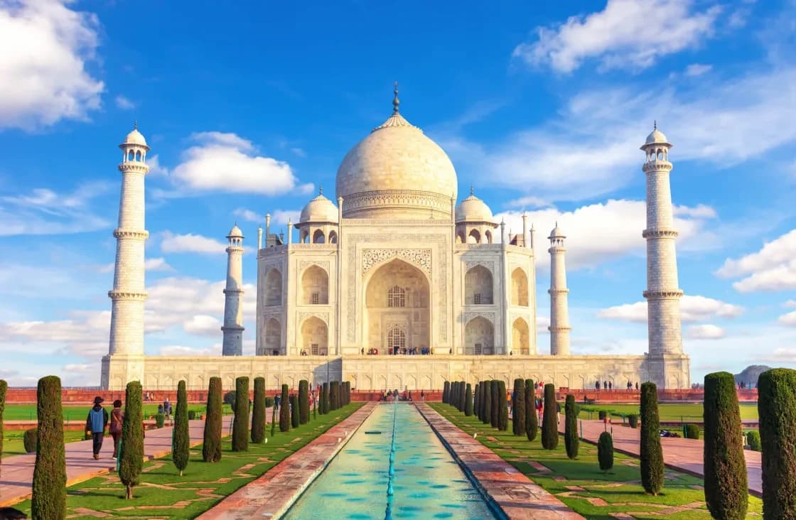 Explore India: A Tapestry of Heritage, Spirit & Adventure